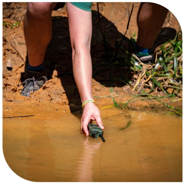 Ultra550 Camo Waterproof 5 Watt Handheld UHF Cb Radio