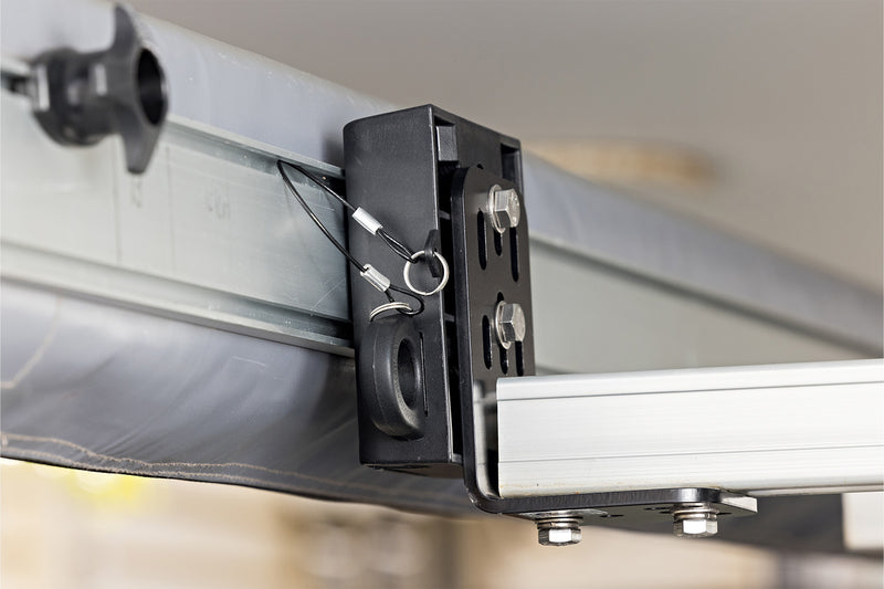 Hd L50 L Brackets (8300, 8301)