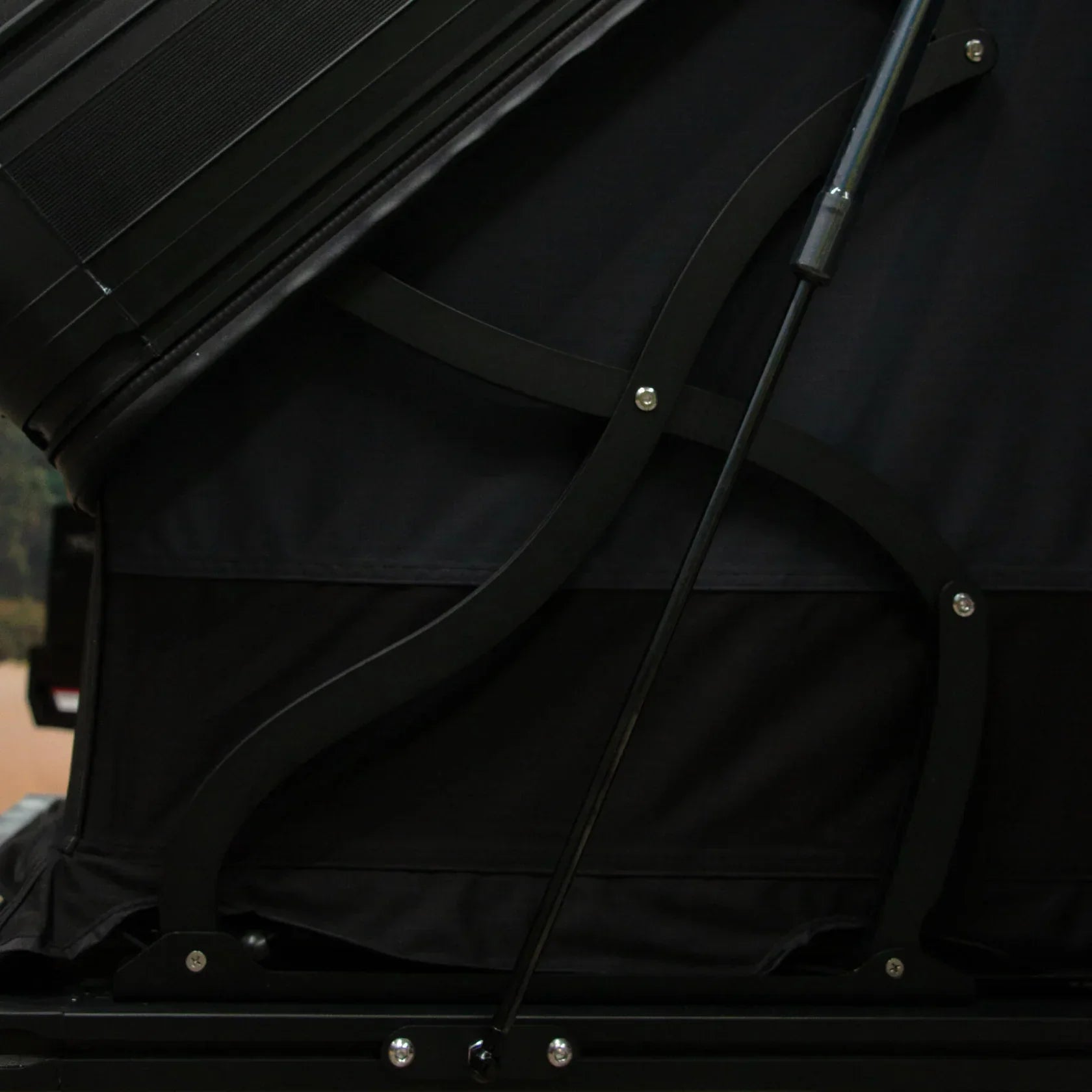 Bushwakka St19 3 Person Roof Top Tent