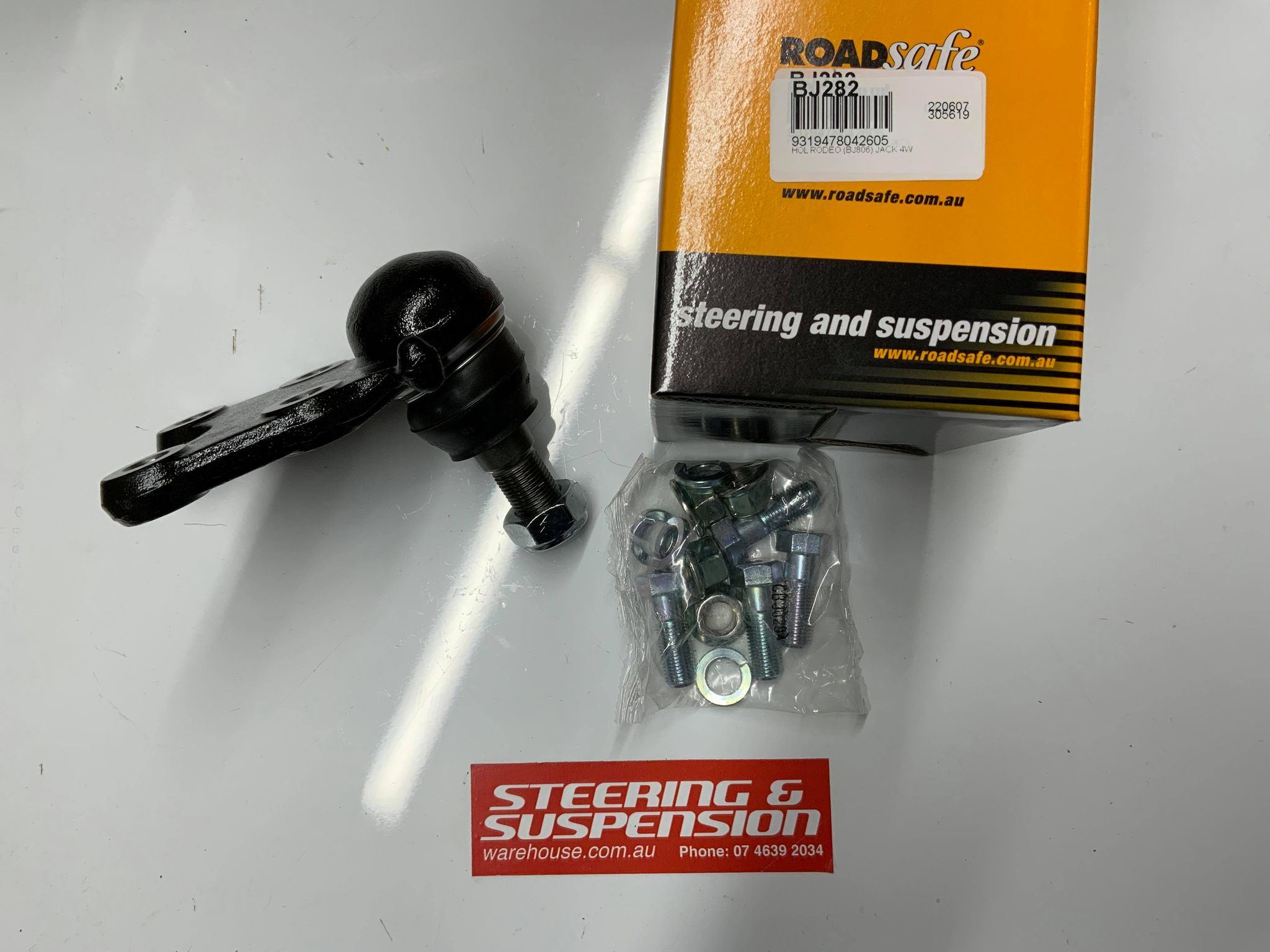 Holden Colorado, Frontera, Jackaroo, Rodeo, Isuzu D-Max - Roadsafe 4wd Lower Ball Joint Bj282