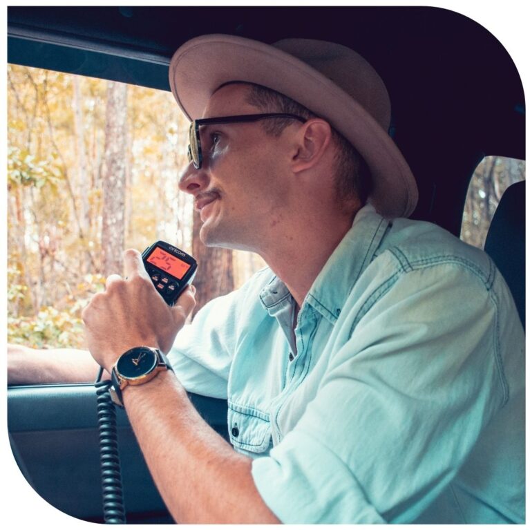 Dtx4200xdv  Dual Receive UHF Cb Radio With Dual Voltage And Ip Rating