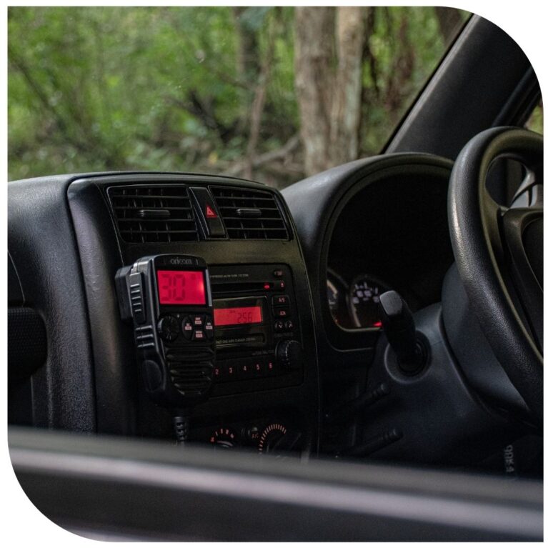 Dtx4200xp Ip54 Dual Receive Controller Speaker Mic UHF Cb Radio