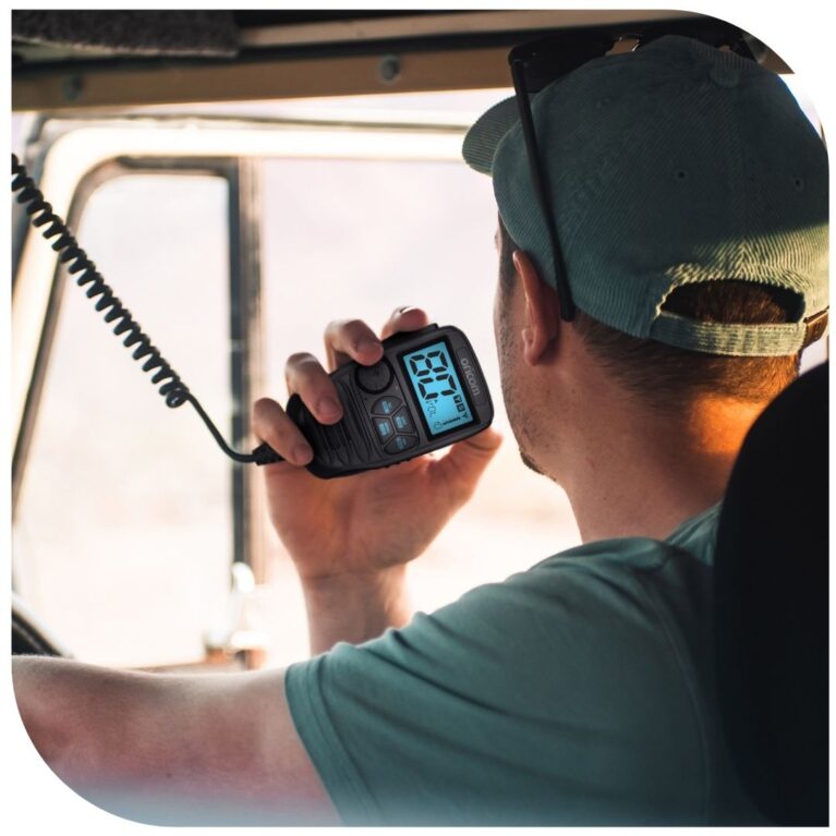 Dtx4200xdv  Dual Receive UHF Cb Radio With Dual Voltage And Ip Rating